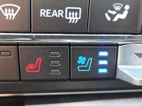Used 2024 Ford F150 Raptor AWD/4WD image 14
