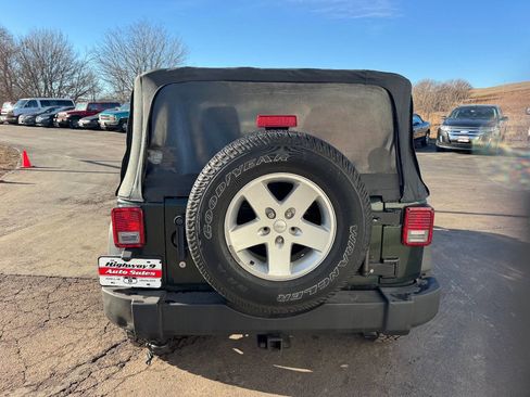 Used 2011 Jeep Wrangler Sport image 3