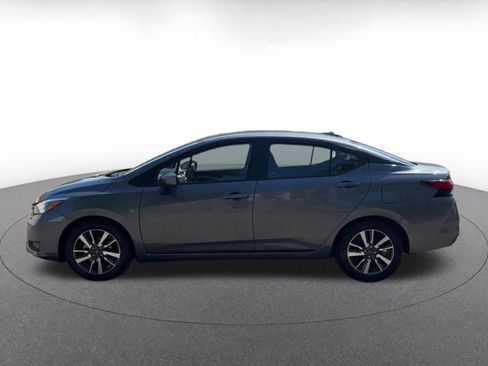 Used 2025 Nissan Versa SV FWD image 7