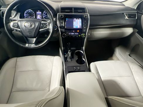 Used 2015 Toyota Camry XLE FWD image 29