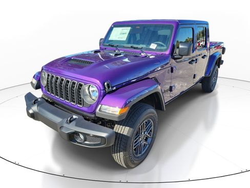New 2026 Jeep Gladiator Sport image 2