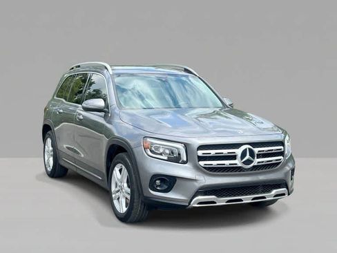 Used 2023 Mercedes-Benz GLB 250 4MATIC image 7