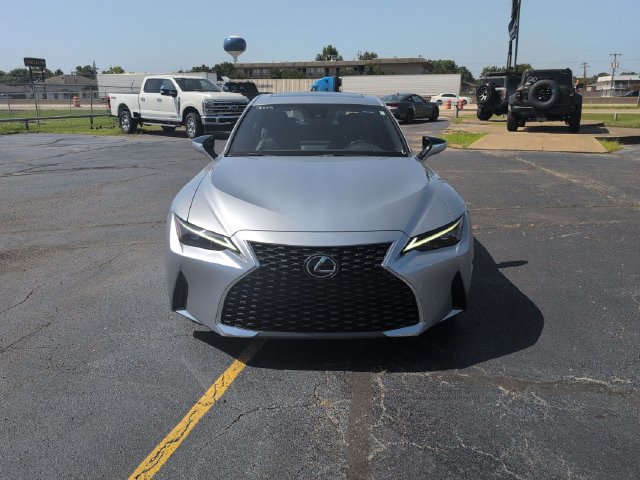 Used 2023 Lexus IS 300 w/ Comfort Package RWD image 2