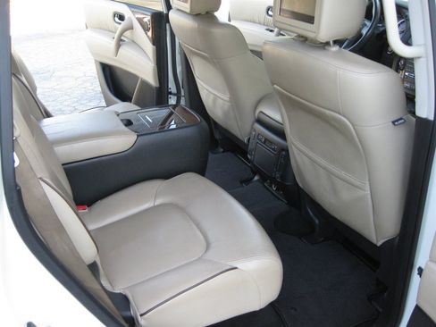 Used 2018 Nissan Armada Platinum w/ Captain Seat Package RWD image 34