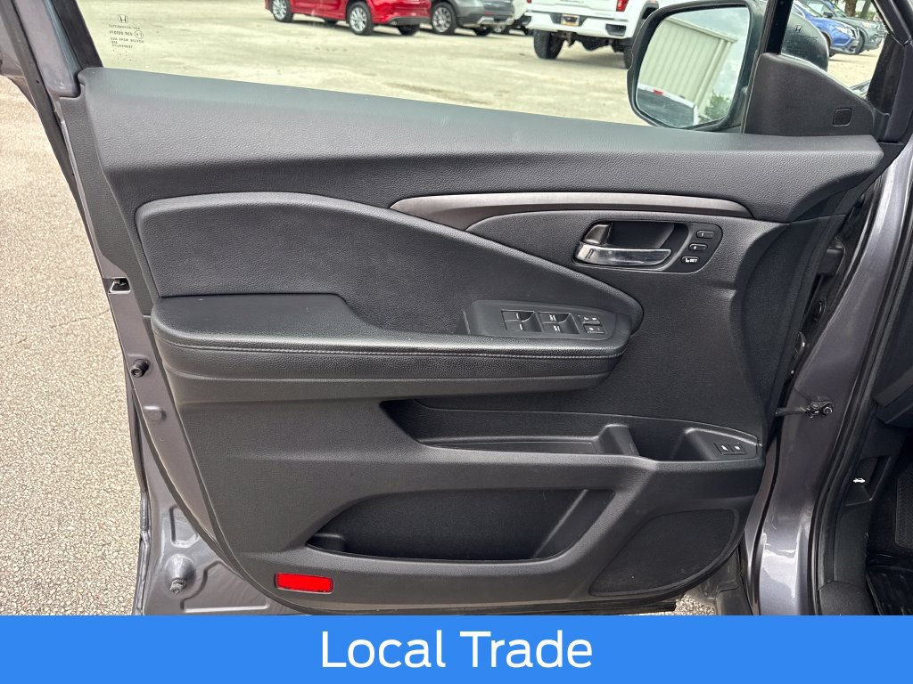 Used 2021 Honda Pilot Special Edition image 12