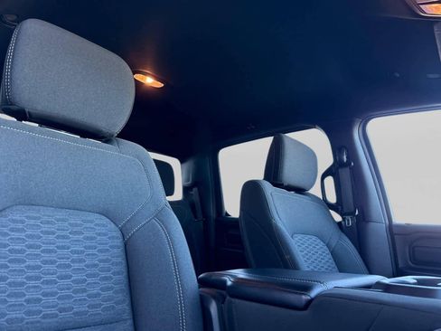 Used 2025 RAM 1500 Classic Warlock image 17