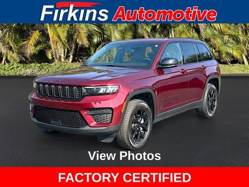 Used 2024 Jeep Grand Cherokee Altitude image 1