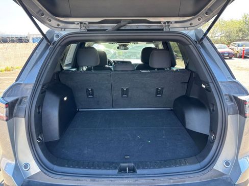 Used 2025 Chevrolet Equinox LT image 30