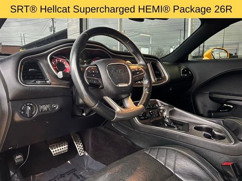 Used 2017 Dodge Challenger SRT Hellcat image 2