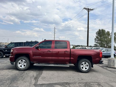 Used 2017 Chevrolet Silverado 1500 LT w/ All Star Edition AWD/4WD image 2