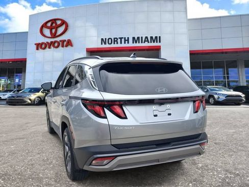 Used 2025 Hyundai Tucson SEL FWD image 3