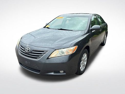 Used 2009 Toyota Camry XLE FWD image 7