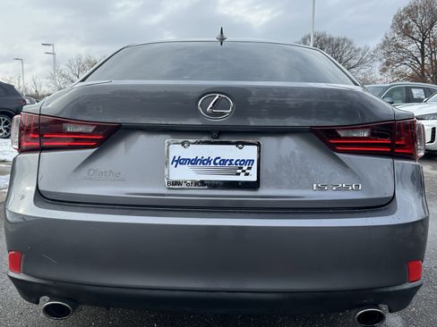 Used 2014 Lexus IS 250 image 9