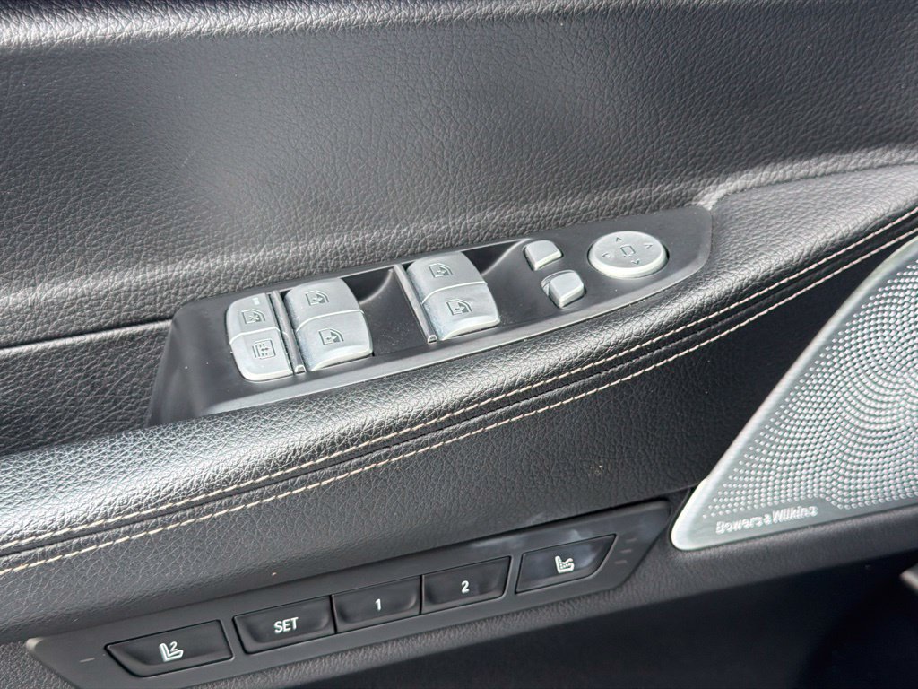 Used 2020 BMW 745e xDrive AWD/4WD image 22