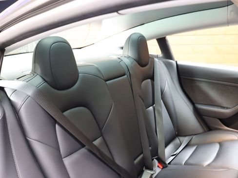 Used 2022 Tesla Model 3 Long Range image 64