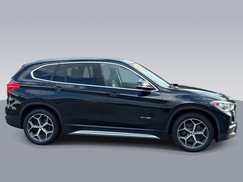 Used 2017 BMW X1 xDrive28i AWD/4WD image 8