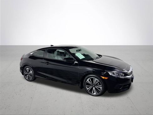 Certified 2017 Honda Civic EX-L image 5