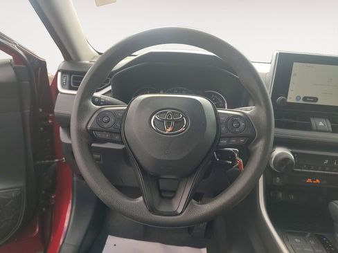 Used 2023 Toyota RAV4 LE image 12
