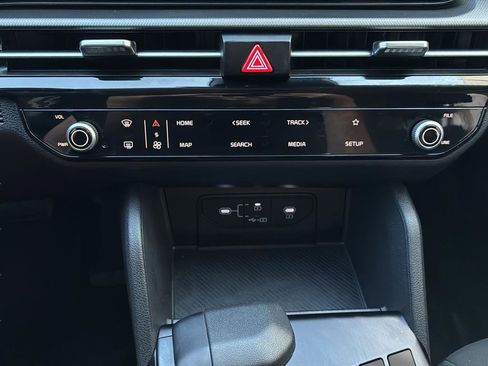 Certified 2026 Kia Sportage LX FWD image 22