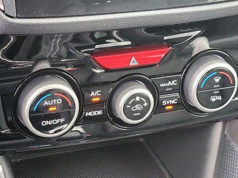 Used 2023 Subaru Forester Limited image 18