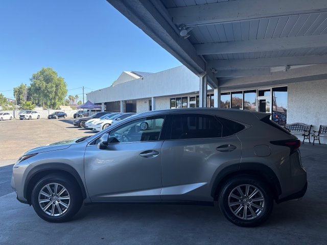 Used 2017 Lexus NX 200t FWD w/ Accessory Package image 7