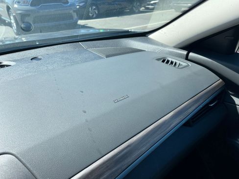 Used 2025 Nissan Altima 2.5 SV image 36