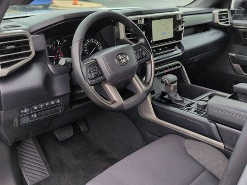 Certified 2025 Toyota Tundra SR5 w/ SR5 Convenience Package AWD/4WD image 9