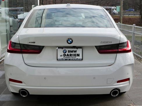 New 2025 BMW 330i xDrive Sedan w/ Premium Package image 15