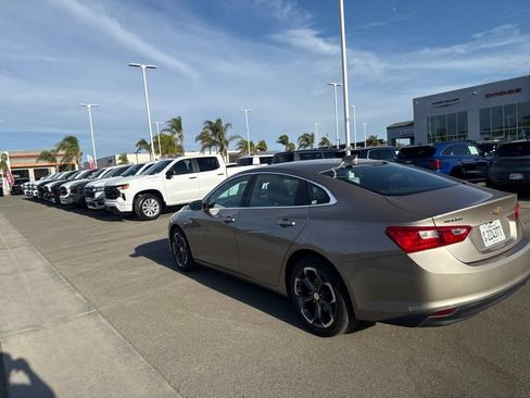 Used 2023 Chevrolet Malibu LT FWD image 6