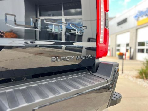 New 2026 Ford F250 Lariat w/ Black Appearance Package image 19