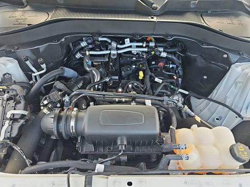 Used 2023 Ford Explorer XLT w/ Equipment Group 202A RWD image 34