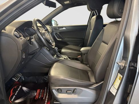 Used 2021 Volkswagen Tiguan SE R-Line AWD/4WD image 12