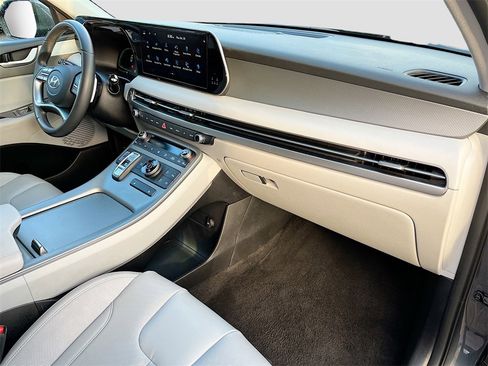 Used 2025 Hyundai Palisade SEL image 28