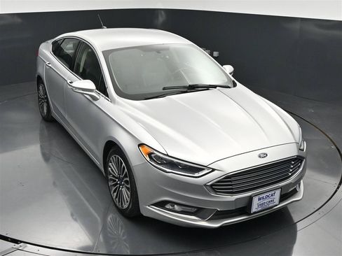 Used 2018 Ford Fusion Titanium AWD/4WD image 21