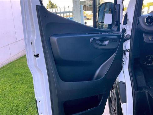 New 2026 Mercedes-Benz Sprinter 2500 image 10