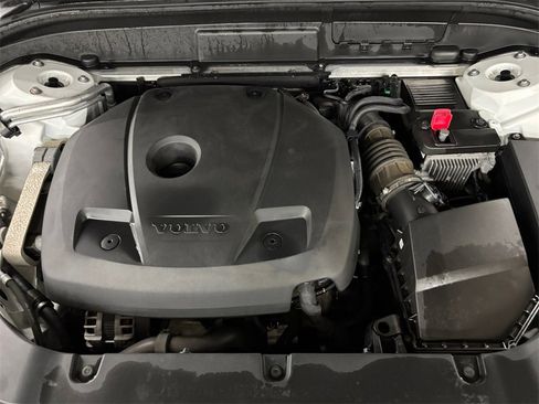 Used 2021 Volvo XC60 T6 Inscription image 9