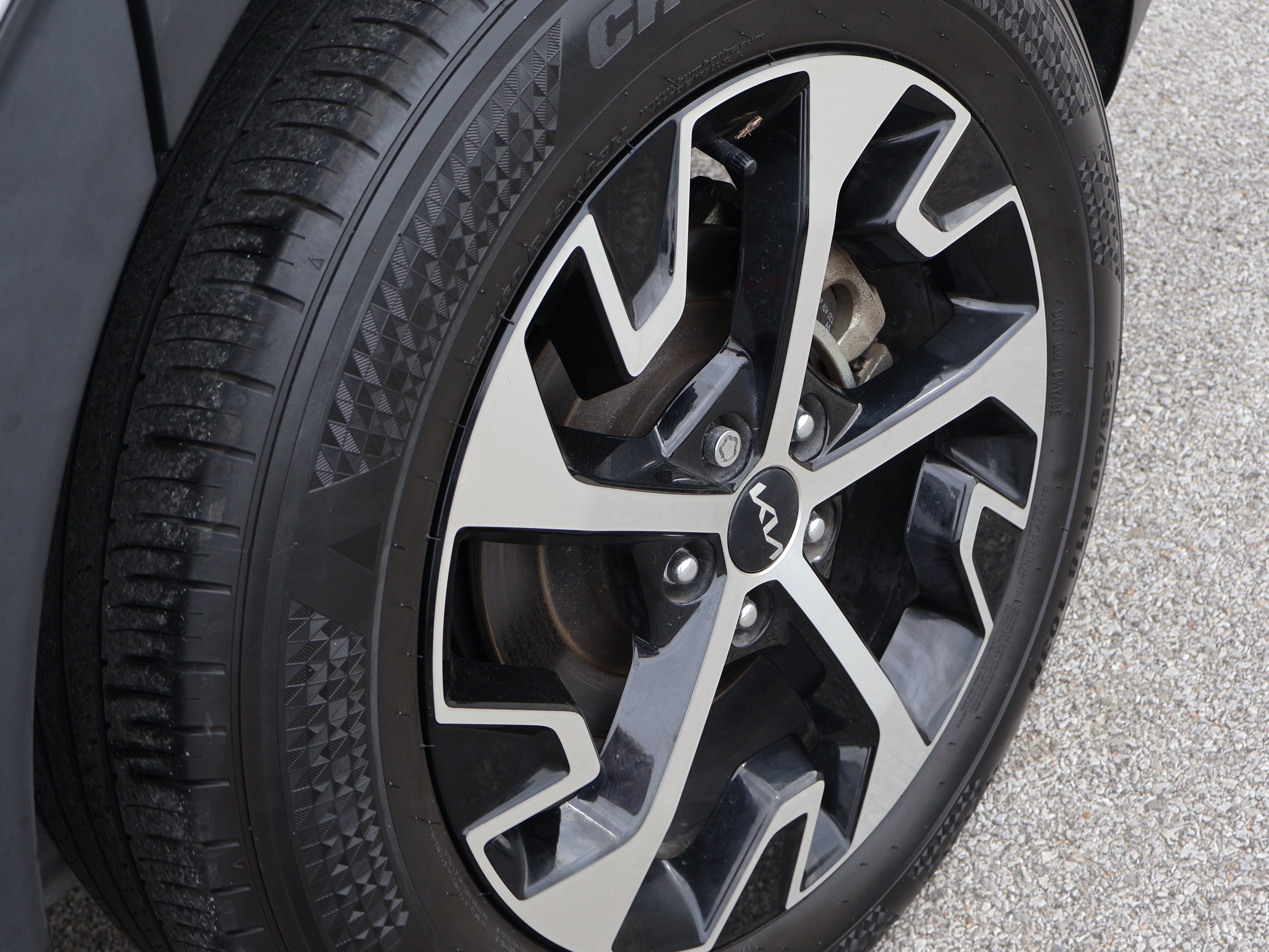 Used 2024 Kia Sportage EX FWD image 36
