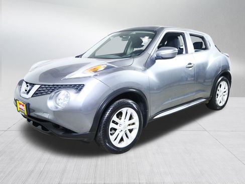 Used 2015 Nissan Juke S image 3