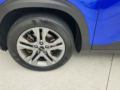 Used 2023 Kia Seltos LX image 29