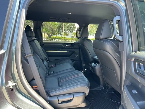 Certified 2025 Nissan Armada PRO-4X AWD/4WD image 29