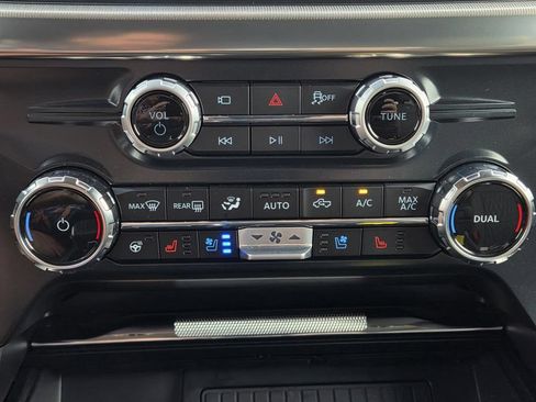 Used 2026 Ford F150 Platinum w/ Equipment Group 703A Plus AWD/4WD image 27