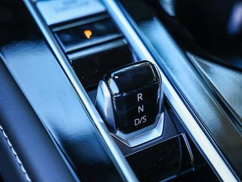 New 2026 Volkswagen Atlas SE image 35