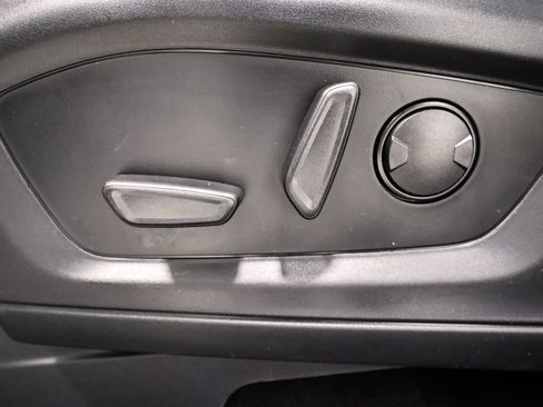 New 2026 Ford Explorer ST-Line w/ ST-Line Street Pack image 13