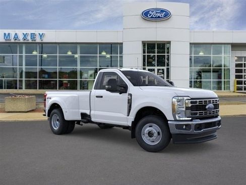 New 2026 Ford F350 XLT w/ 360-Degree Camera Package AWD/4WD image 73