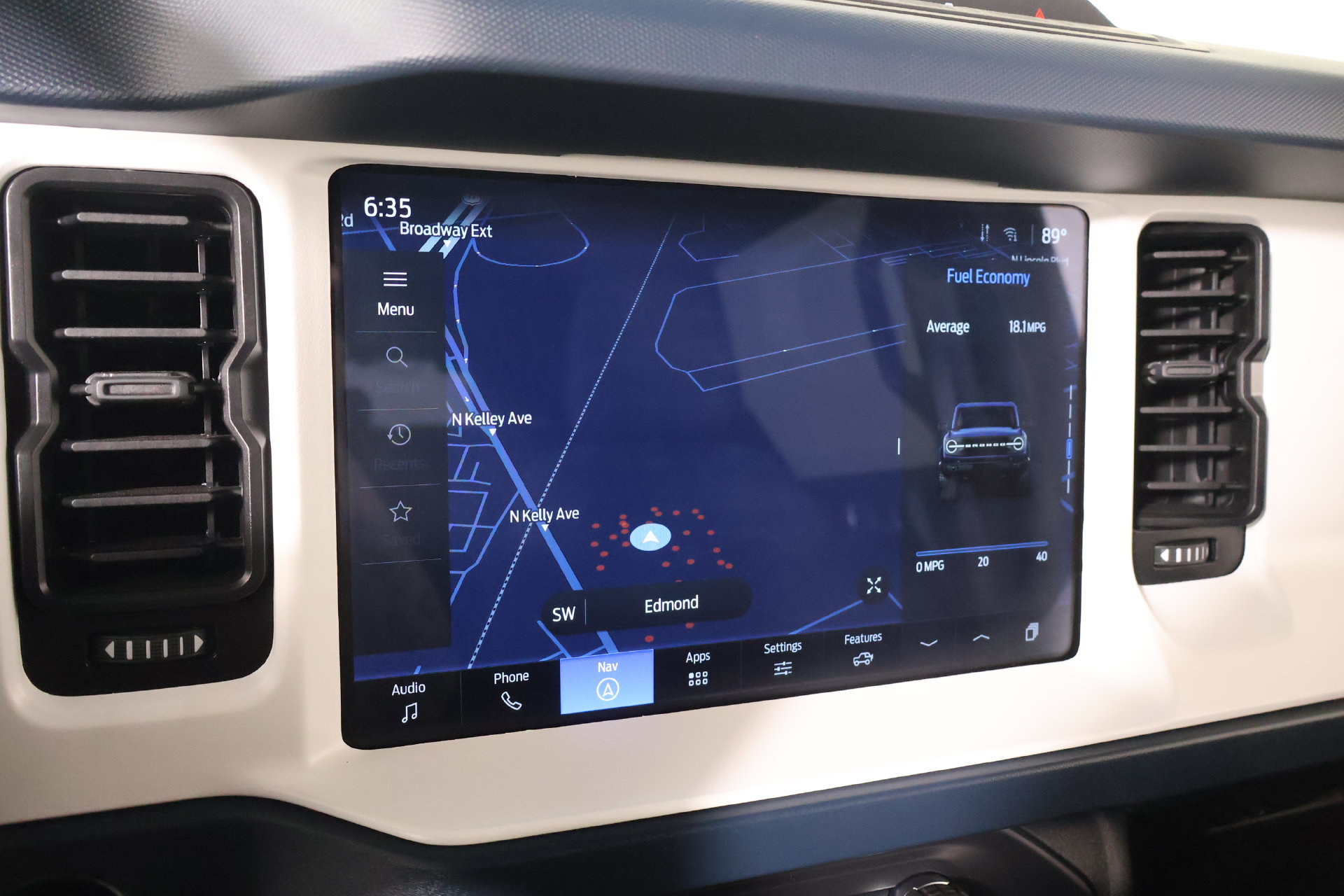 Used 2025 Ford Bronco Heritage Edition AWD/4WD image 7