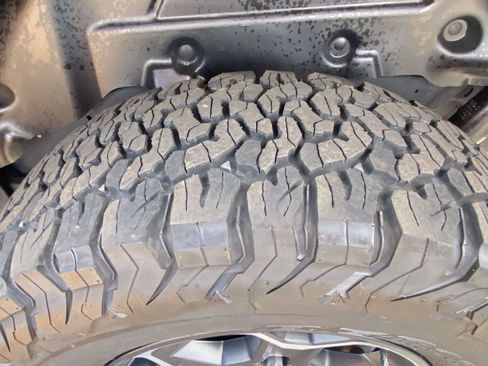 Used 2022 Jeep Wrangler Unlimited Rubicon image 21