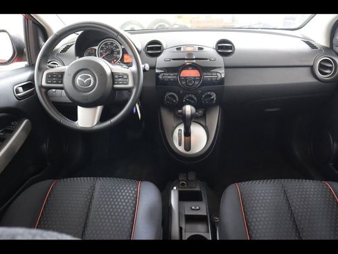 Used 2012 MAZDA MAZDA2 Touring image 18