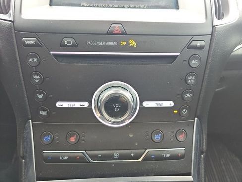 Used 2019 Ford Edge Titanium w/ Equipment Group 301A image 16