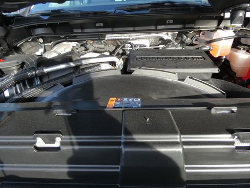 New 2026 GMC Sierra 2500 SLT w/ SLT Premium Package image 18