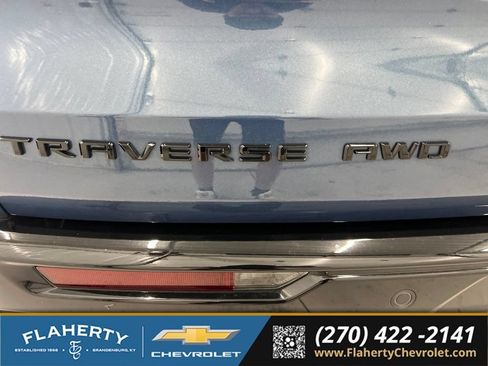 Used 2024 Chevrolet Traverse RS w/ LPO, Floor Liner Package AWD/4WD image 18